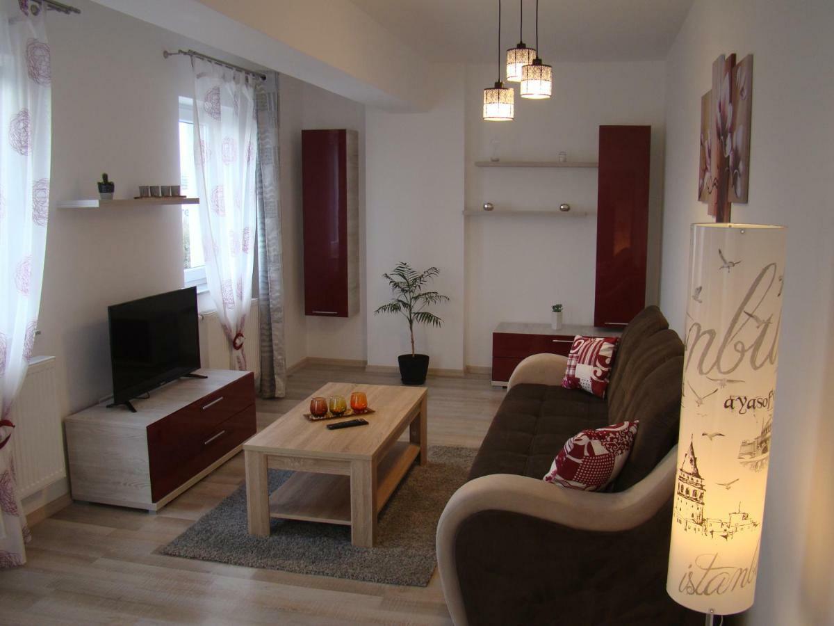 Eme Apartments Braşov Exterior foto