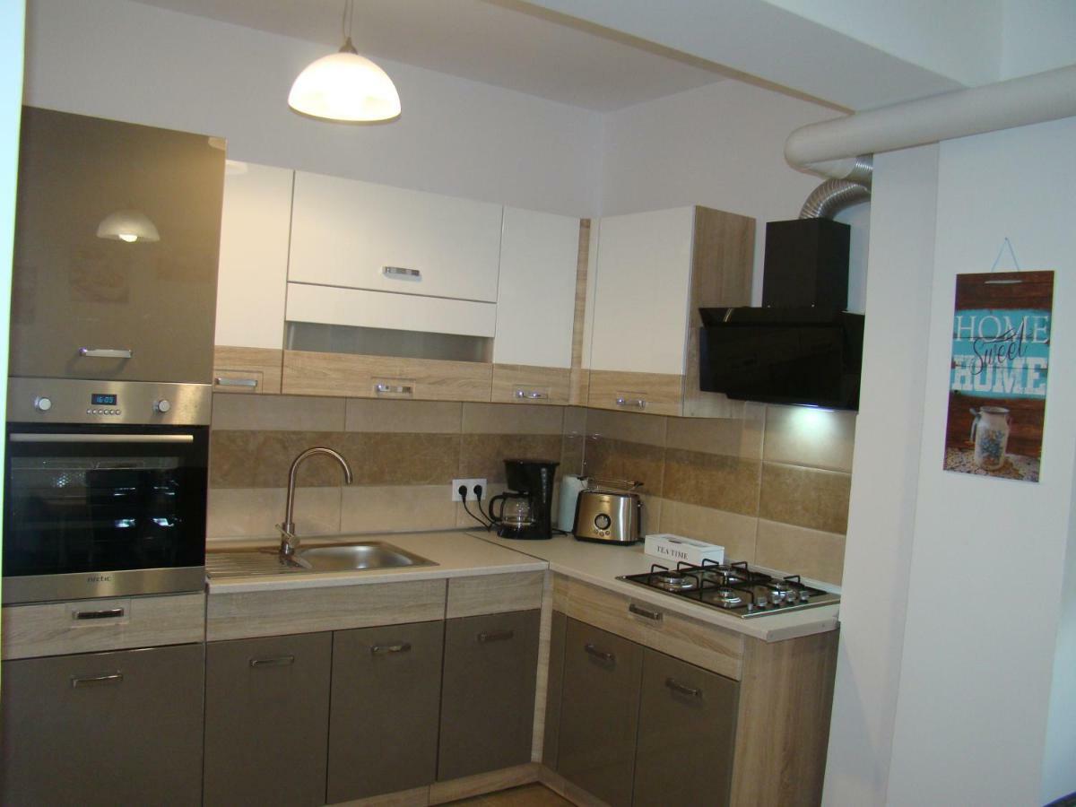 Eme Apartments Braşov Exterior foto